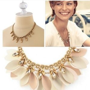 Stella and Dot feather necklace